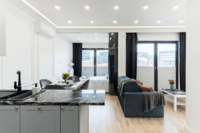 Lovely flat Fabryczna Street AC free parking